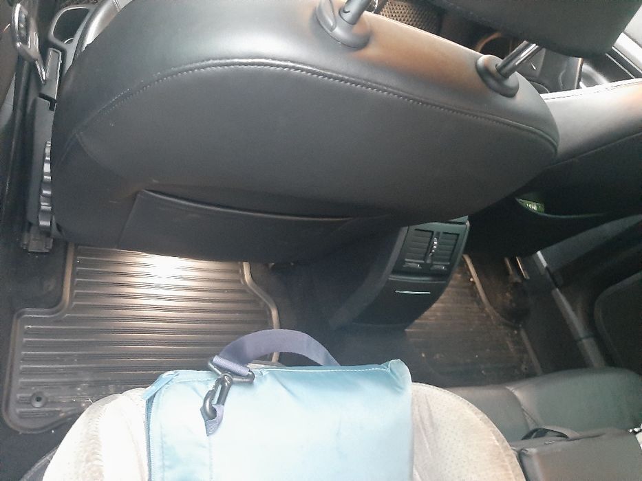 LED подсветка пространства ног Шкода Гольф Пассат