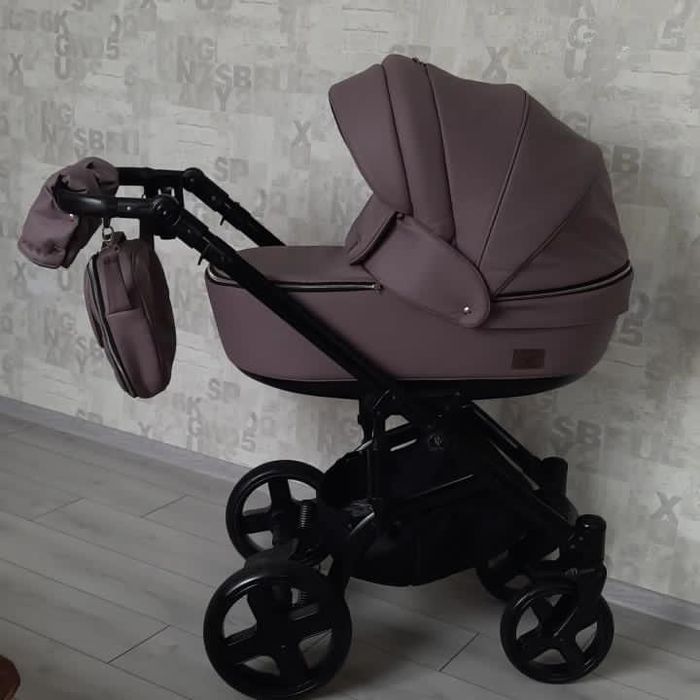 Каляска Baby Pram   2 в 1