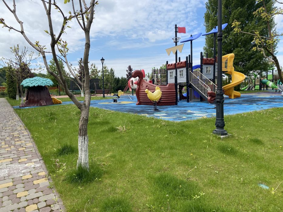 Продаж будинку 190м2 у КМ Рославичі, Обухівський рн, Киівська