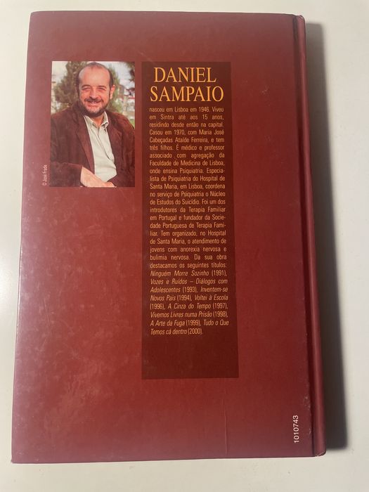 Inventem-se Novos pais, de Daniel Sampaio