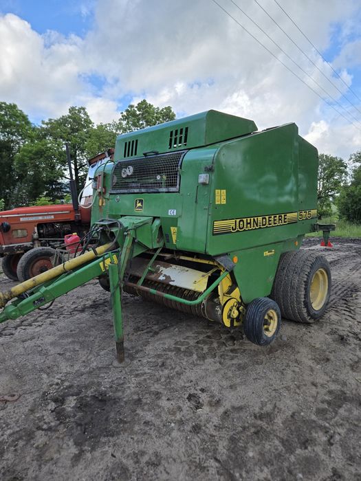 John Deere 575 Prasa beluąca