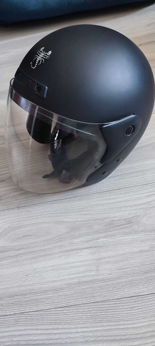 Kask motocykl, hulajnoga, rower czarny L