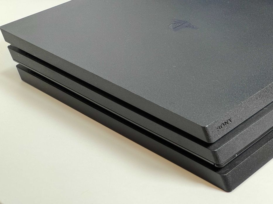 Konsola PlayStation 4 Pro CUH-7216B 1TB z Padem Super Stan Po SPA