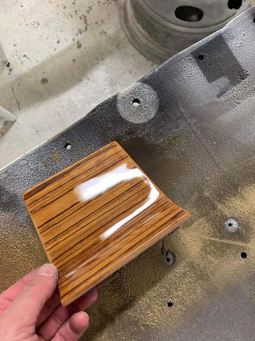 Restauro de madeiras automóveis