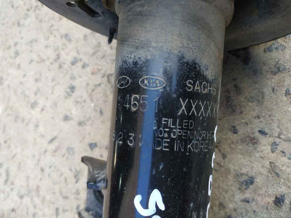 Hyundai/Kia Sportage SL IX-35 10- амортизатор перед L KU7828 546512S66