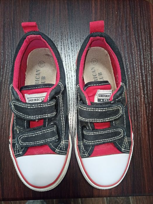 продам макасини (кеди) на хлопця