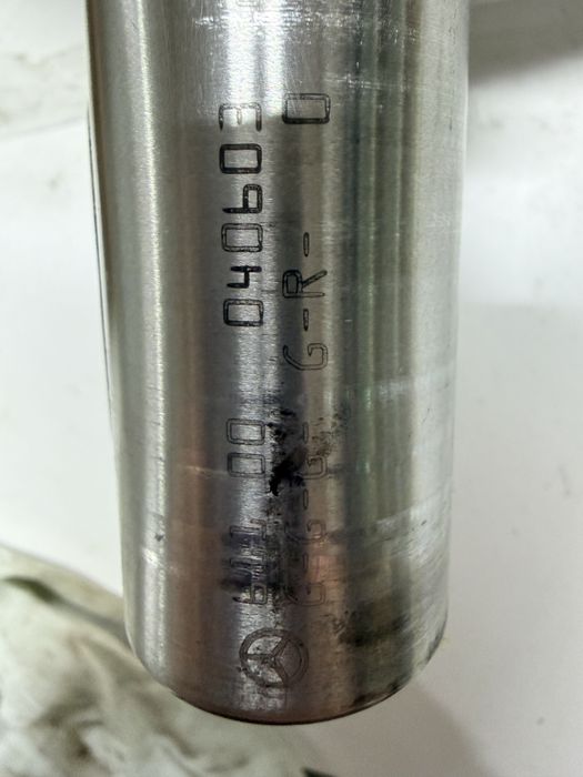 Колінвал Mercedes Benz  2.2 cdi OM  611 00 04 06 03 В ідеальному STD.