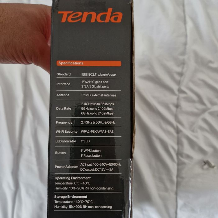 Router WiFi 6E Tenda RX27 Pro