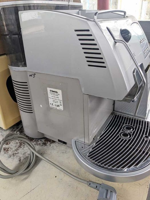 Кавомашина Saeco magic comfort + SUP012DER