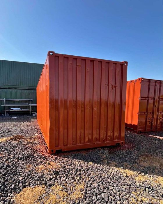 Contentor Marítimo 20' (6 metros) - Com Transporte Incluído!