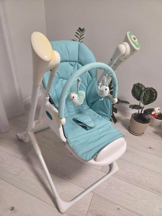 Продам крісло 3в1 Carrello Triumph