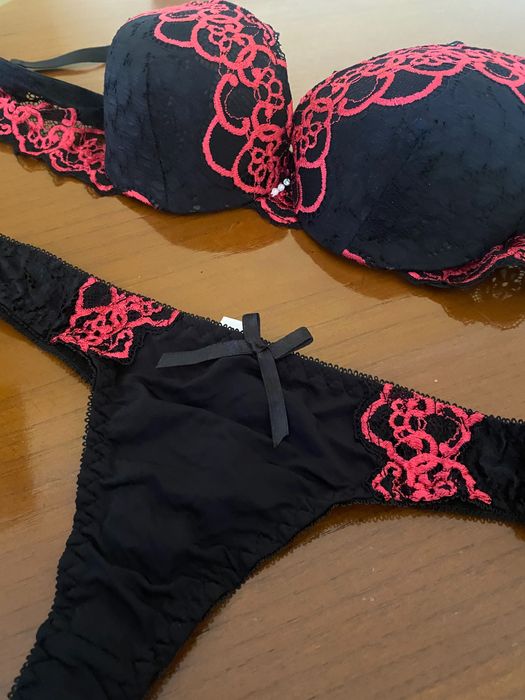 Lingerie renda push up nunca usada 6€ Shein