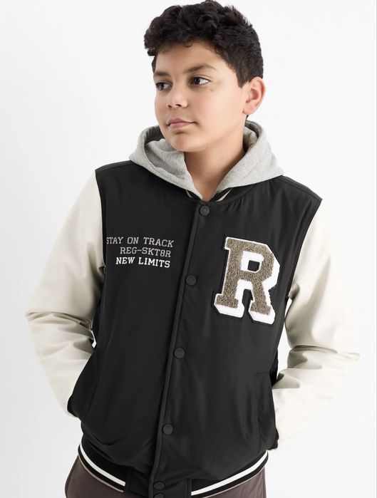 Куртка бомбер від C&A