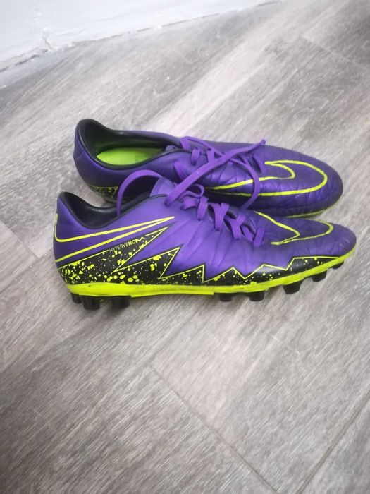 Chuteiras hypervenom