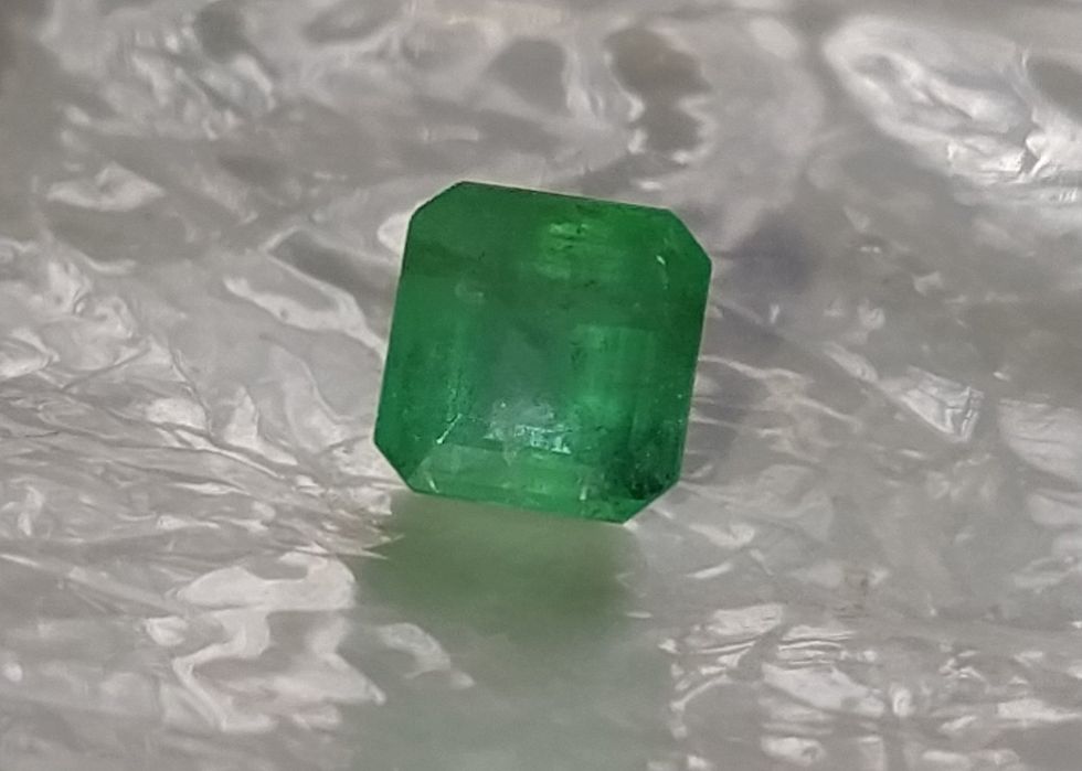 Натуральный изумруд  2.15 карат