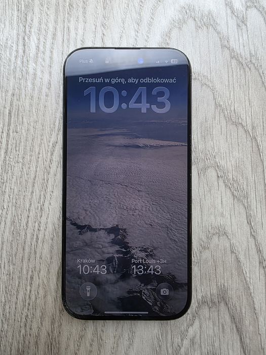 Iphone 16 pro, używany, wszystko na zdjeciach, szybka wysylka