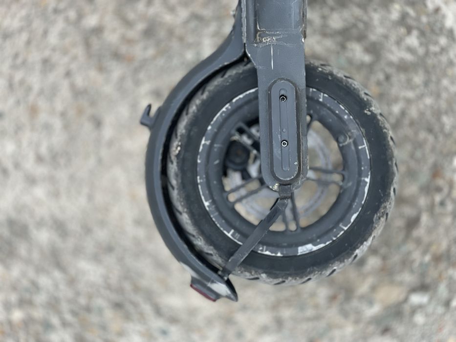 Електросамокат м365