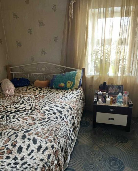 Продам 2 комнатную квартиру на Большевике - More