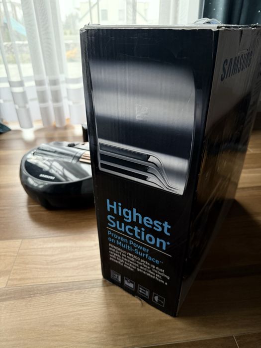 Robot sprzatający odkurzacz Samsung VR9200