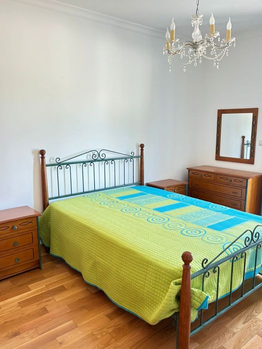 Mobília de quarto casal como nova