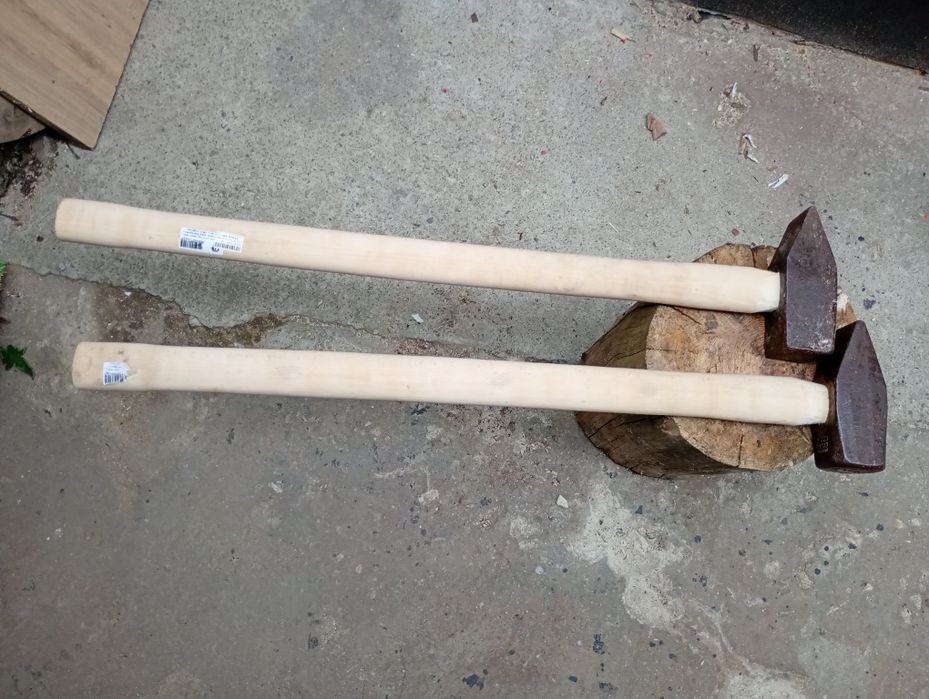 Młot stalowy 4 kg dwie sztuki
