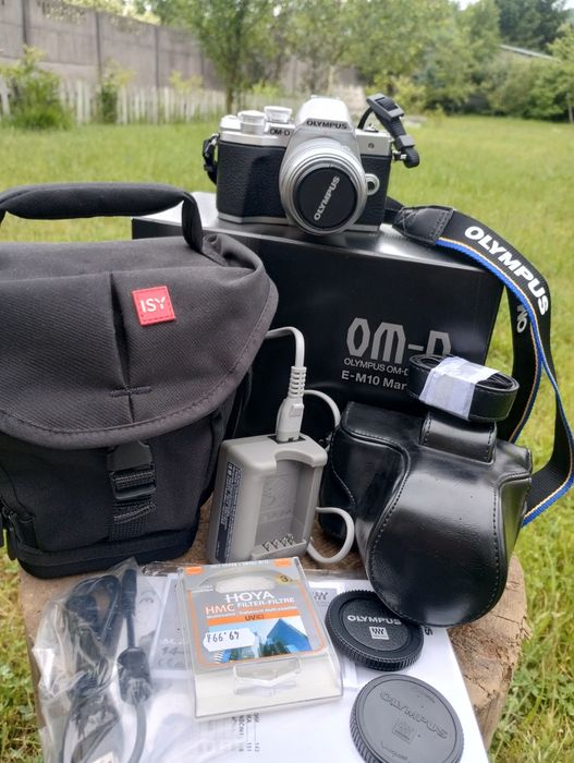 Aparat Olympus OM-D E-M10 Mark III