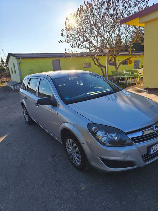 Opel Astra 1'6 Benz 2009