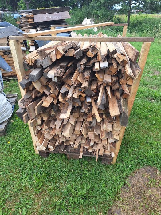 Drewno kominkowe na opał zrzyny ,  wióry ,trociny.
