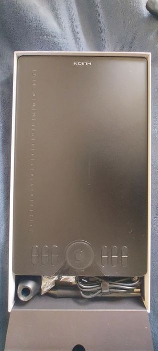 Графічний планшет Huion HS610