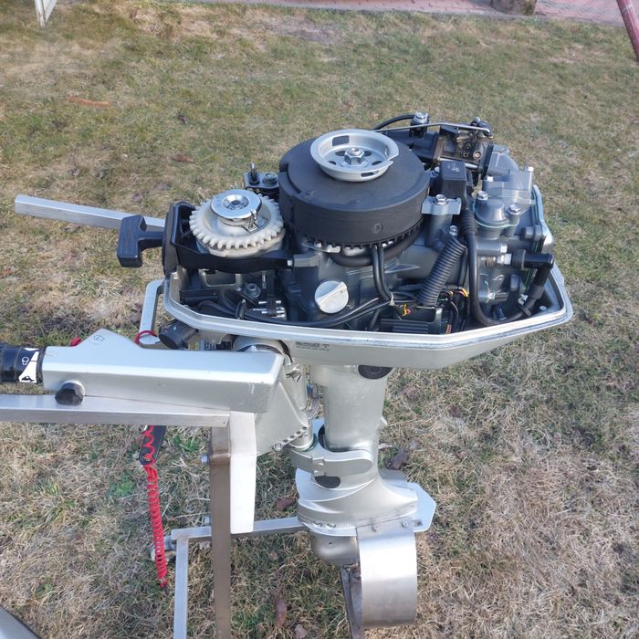 Silnik zaburtowy honda 6 km ,4sow