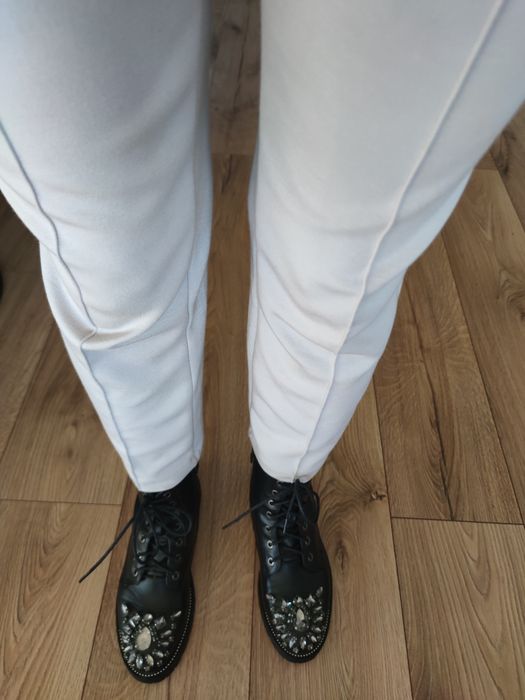 Botki eko skóra rozm 37 /38 kamienie zara cyrkonie trapery emu