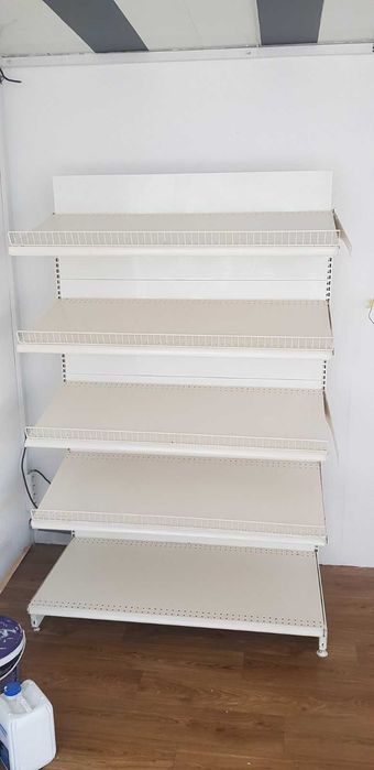 Торговый стеллаж металлический витрина полка односторонний пристеновой