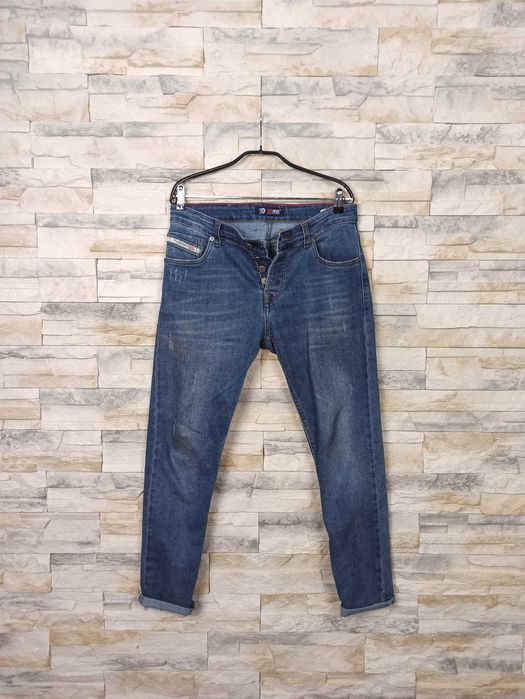 diesel denimowe męskie spodnie 32 jeansy M L s1