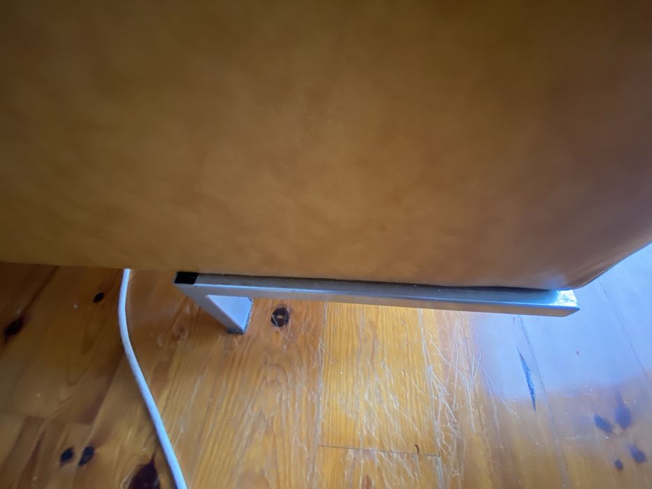 Sofa Perobell em pele de bufalo 3 lugares