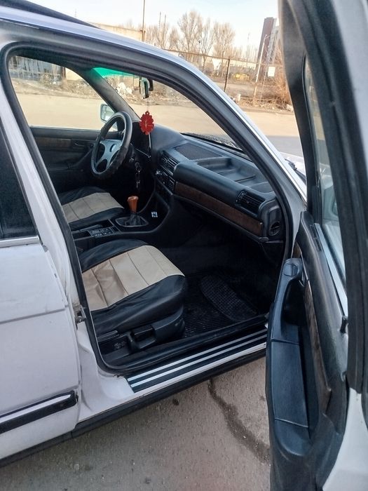 Продам БМВ Е32 7серии