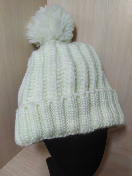 Шарф в'язаний жіночий