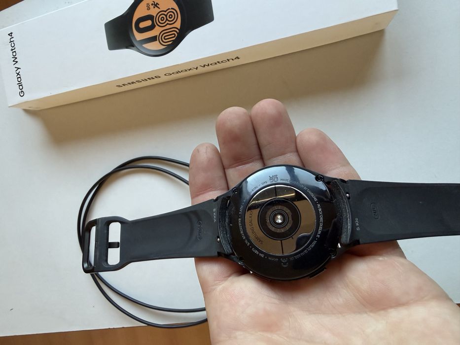 Samsung Watch 4