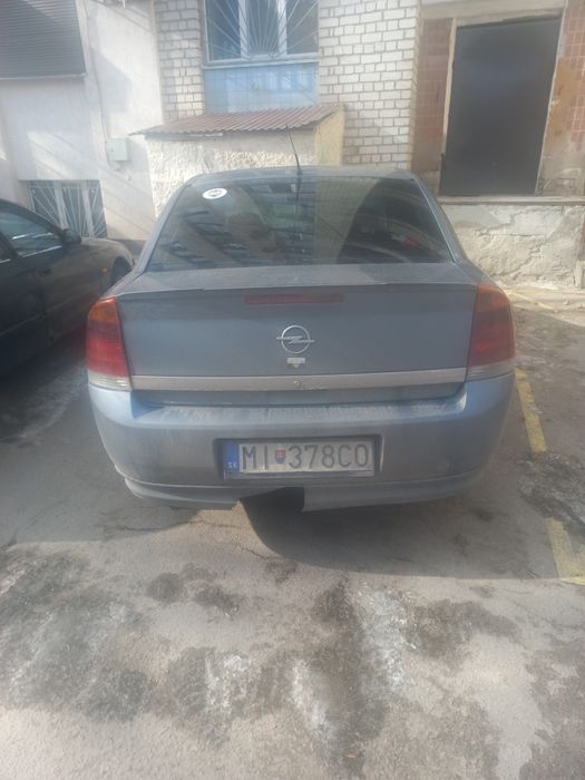 Опель вектра С бляха