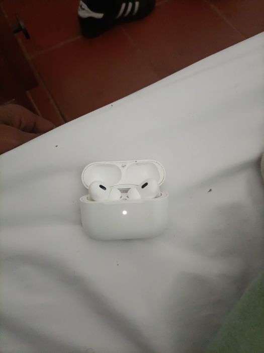 Airpods pro em bom estado