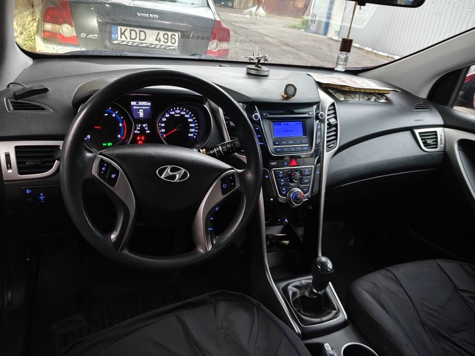 Hyundai i30! 2013 год! 85 тысяч пробега!