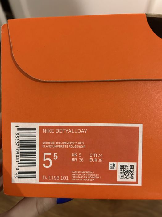 buty nike defyallday damskie 38 sneakersy