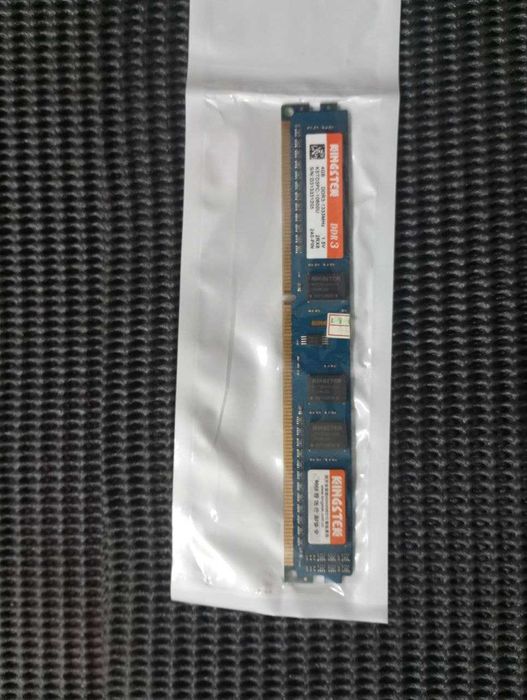 Продам планку оперативної пам’яті DDR3 1333 MHz 1.5V 240pinKingstek4GB