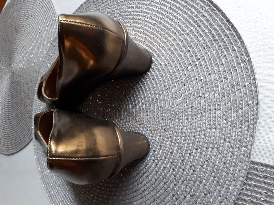 Buty(złote)roz.39