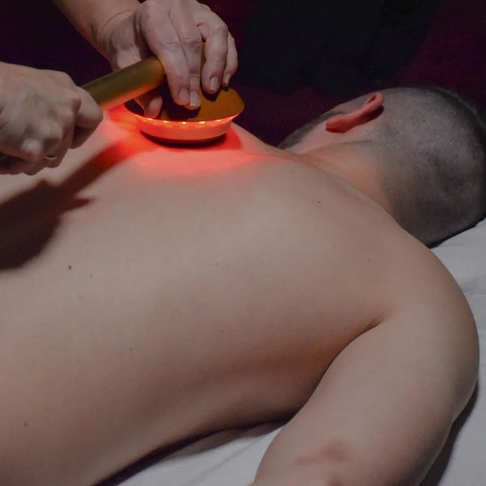 Відновлюючий та лікувальний масаж в Харкові