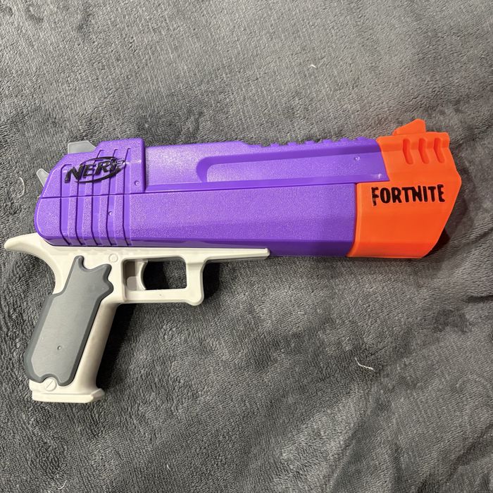 бластер Nerf Fortnite