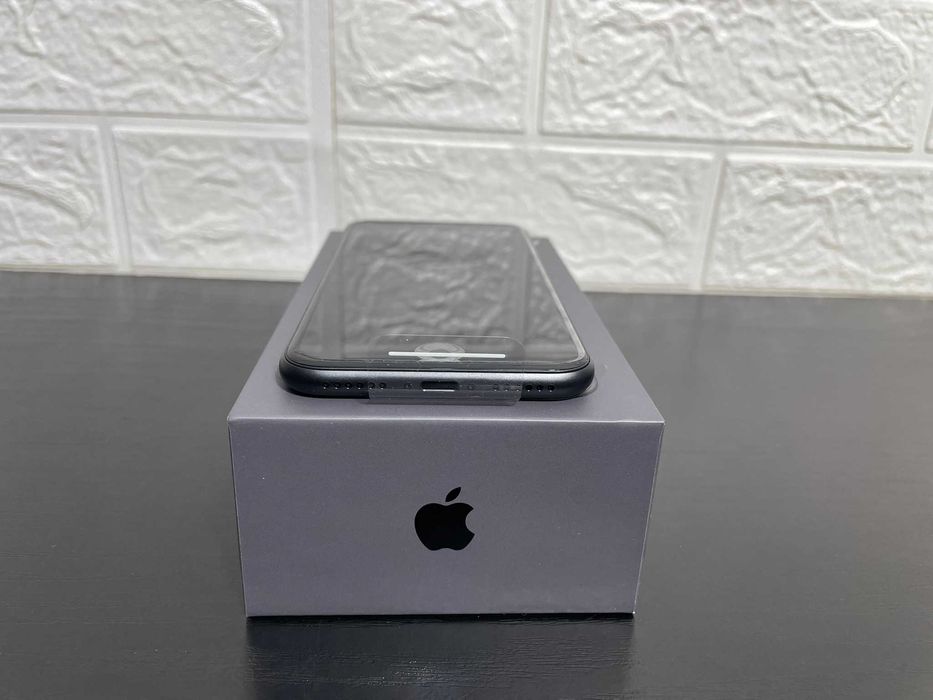 Apple iPhone 8 128gb Neverlock NEW Не активований 100% АКБ