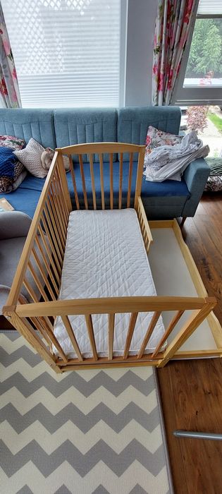 Łóżeczko dziecięce drewniane 120x60 z szufladą  + materac gratis