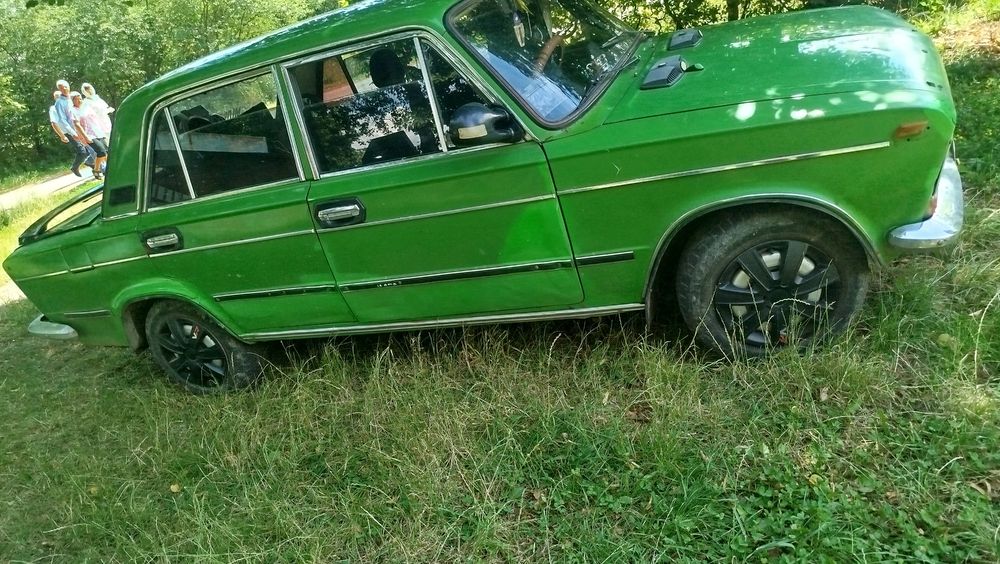 Продам ВАЗ 2103.
