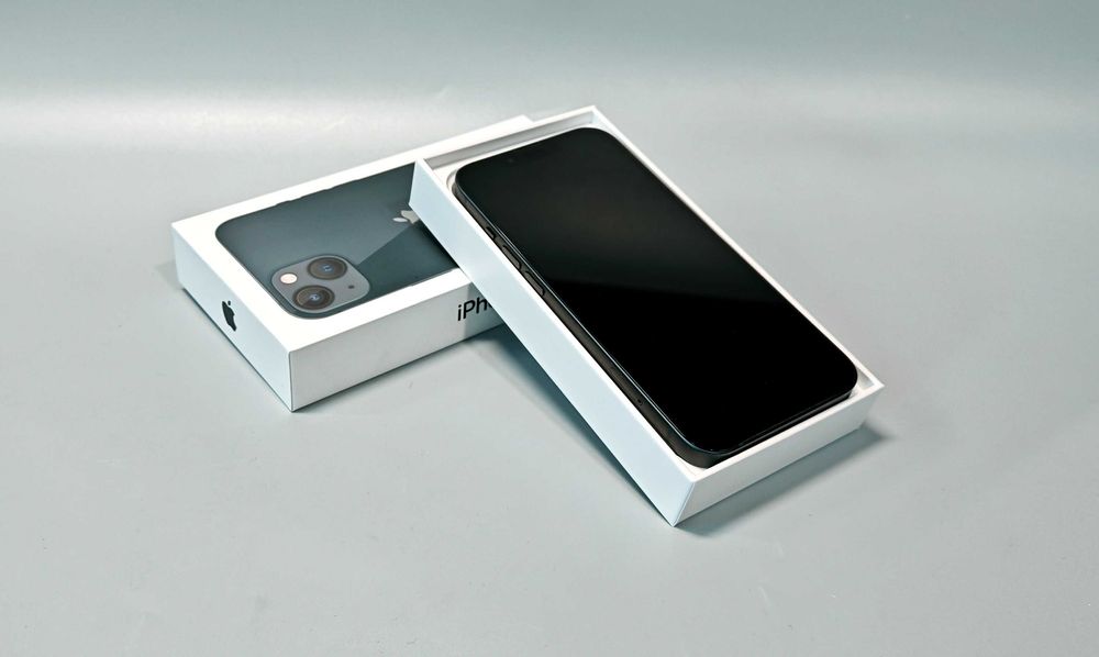 Smartfon APPLE iPhone 13 Midnight 128 GB Super Stan Pudło Rachunek 4K