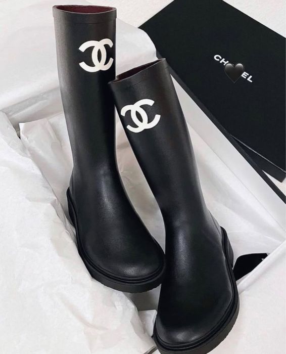Чоботи Chanel 36 38 39 40 в наявності гумові сапоги резиновые Шанель